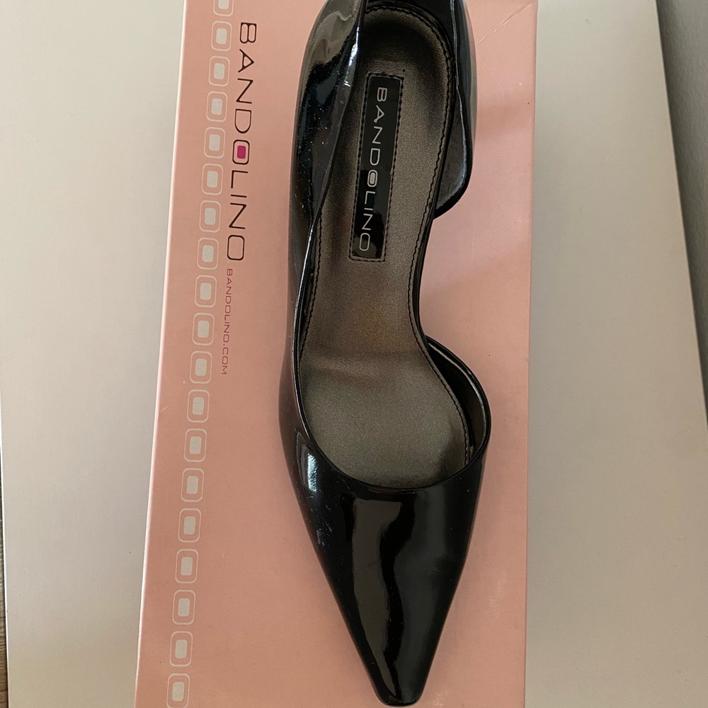 Women Bandolino black heels
